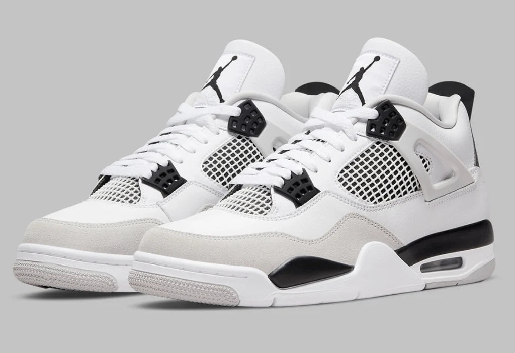 Jordan Retro 4 Military Black